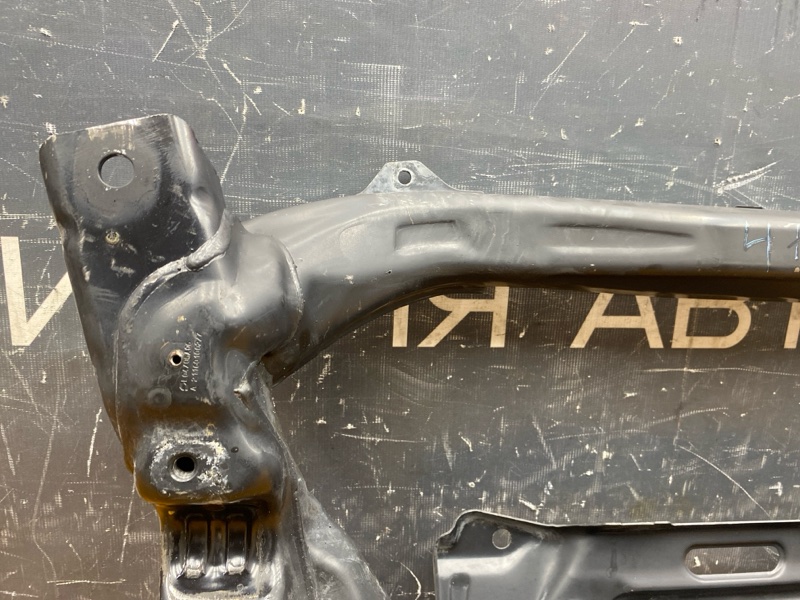 Балка поперечная (подрамник), 2500 рублей, Красноярск