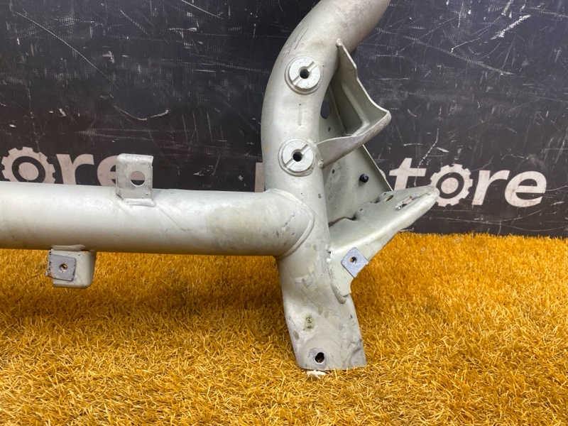 Балка поперечная (подрамник), 6700 рублей, Красноярск