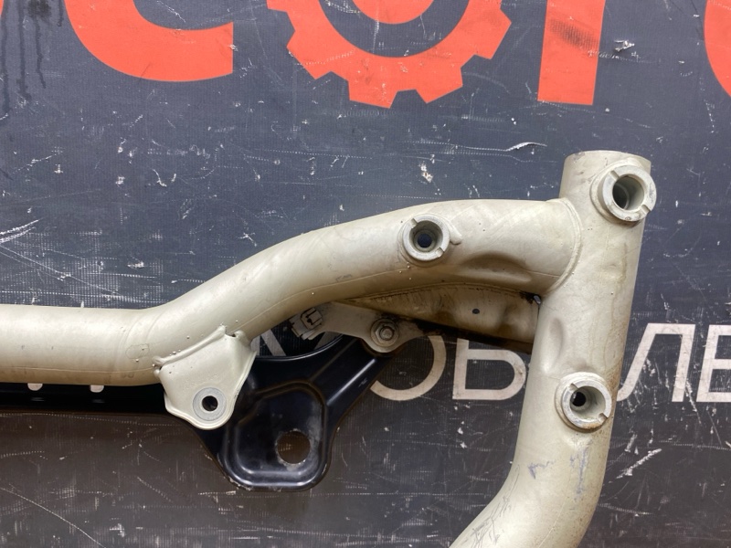 Балка поперечная (подрамник), 6700 рублей, Красноярск