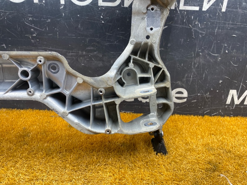 Балка поперечная (подрамник), 2500 рублей, Красноярск