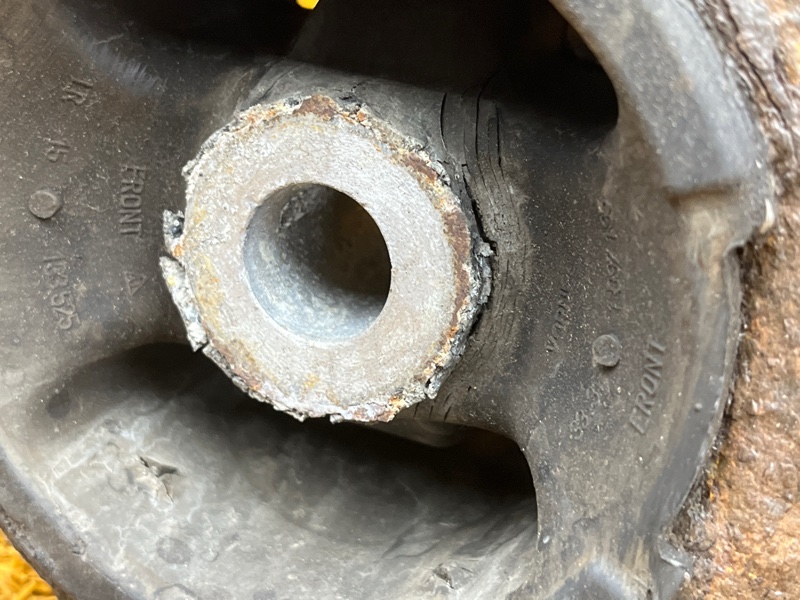 Балка поперечная (подрамник), 5000 рублей, Красноярск