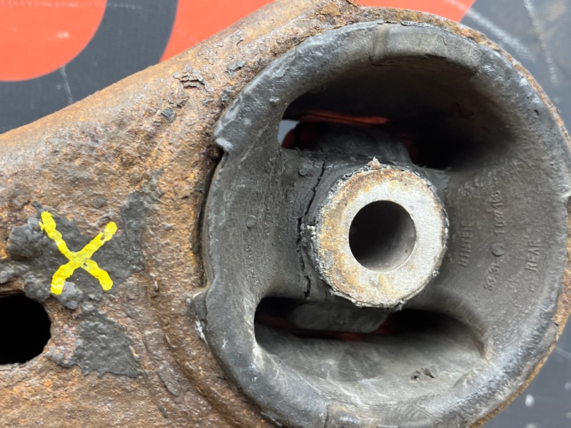 Балка поперечная (подрамник), 5000 рублей, Красноярск