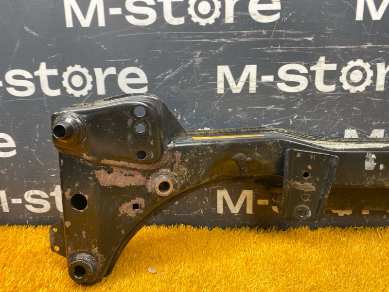 Балка поперечная (подрамник), 1000 рублей, Красноярск