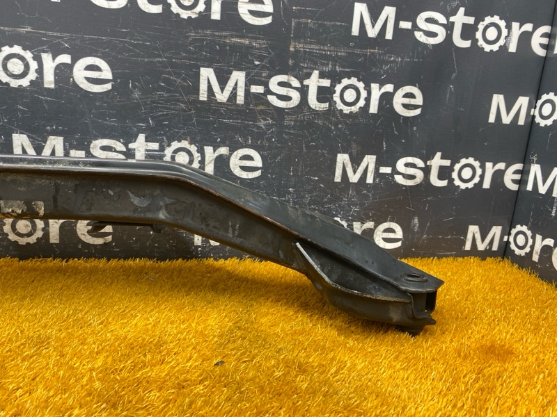 Балка поперечная (подрамник), 1000 рублей, Красноярск