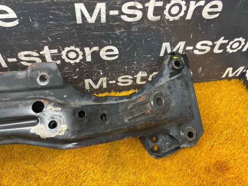 Балка поперечная (подрамник), 1000 рублей, Красноярск