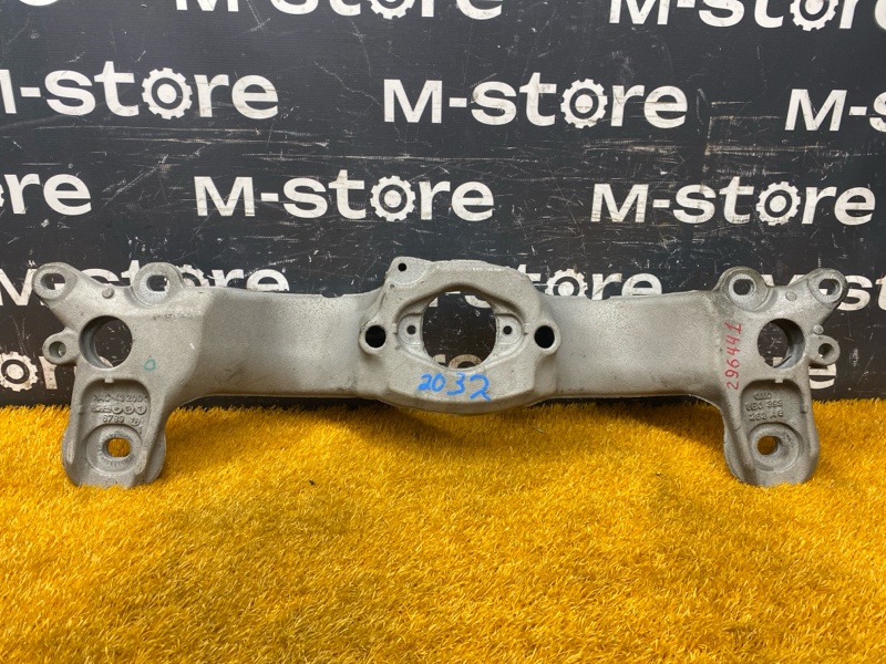 Кронштейн КПП, 2000 рублей, Красноярск