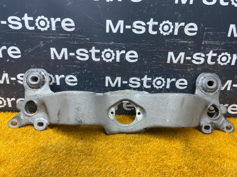 Кронштейн КПП, 2000 рублей, Красноярск