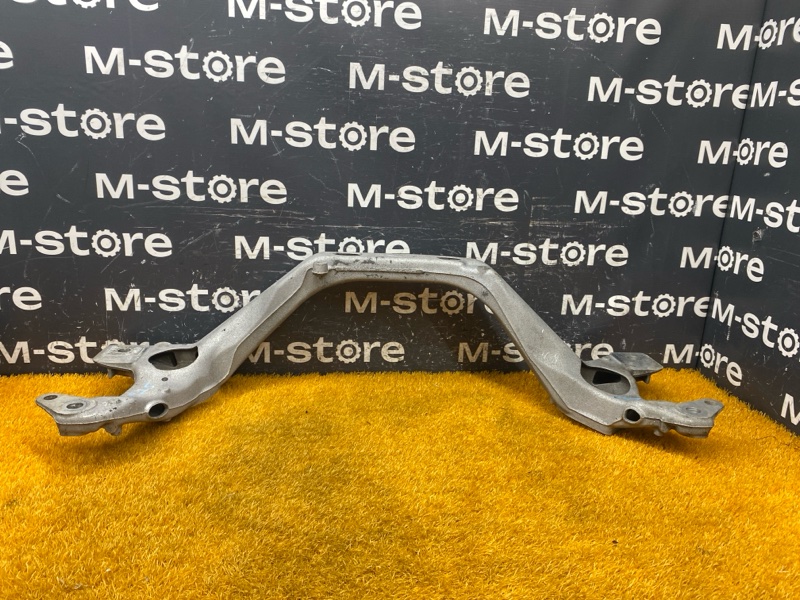 Балка поперечная (подрамник), 7000 рублей, Красноярск