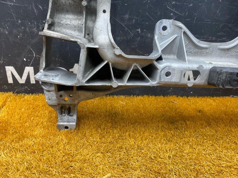 Балка поперечная (подрамник), 1300 рублей, Красноярск