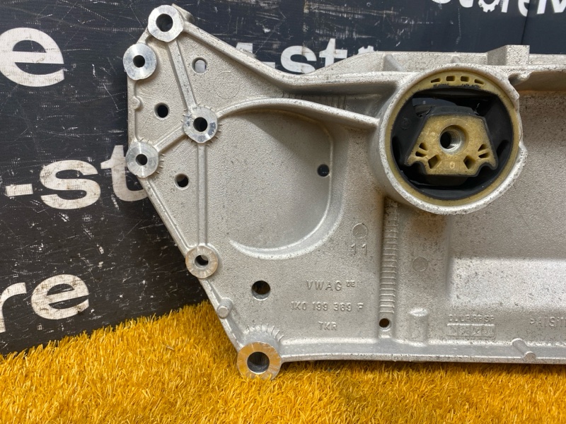 Балка поперечная (подрамник), 3000 рублей, Красноярск