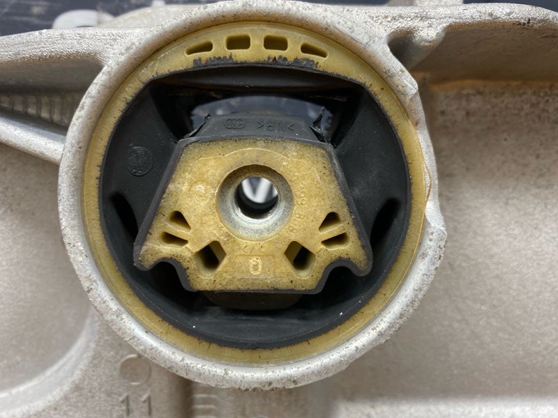 Балка поперечная (подрамник), 3000 рублей, Красноярск