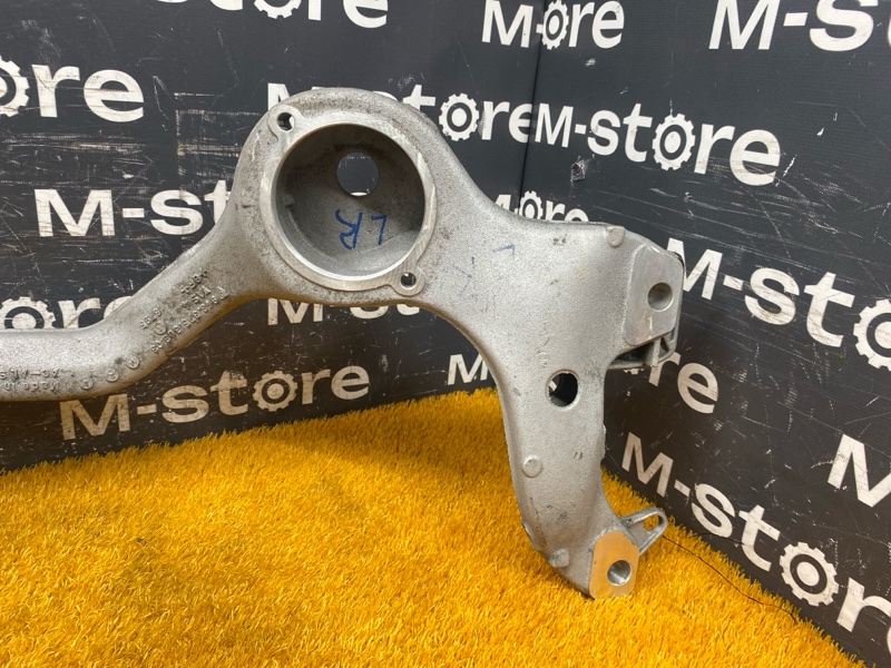 Балка поперечная (подрамник), 1000 рублей, Красноярск