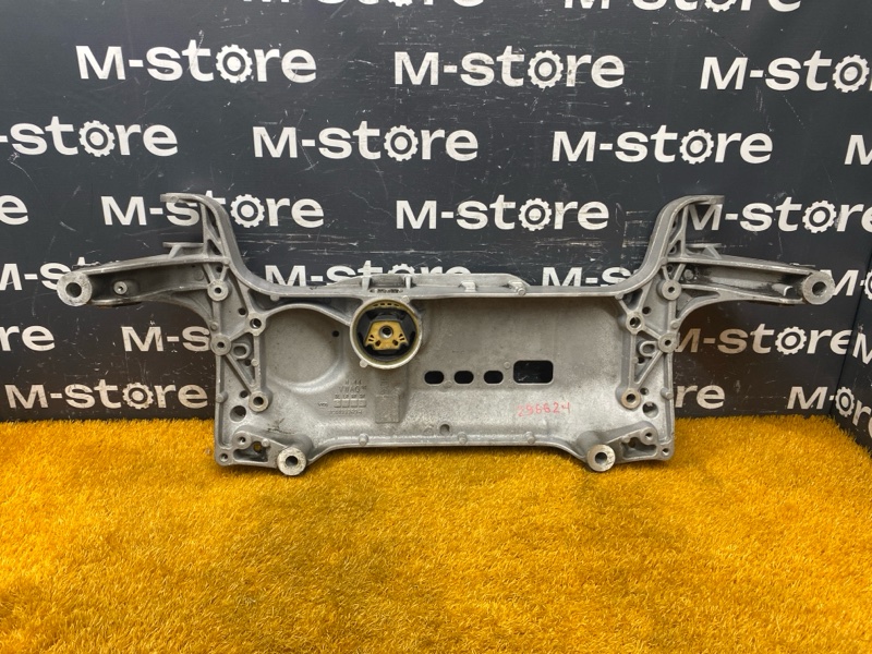 Балка поперечная (подрамник), 4000 рублей, Красноярск