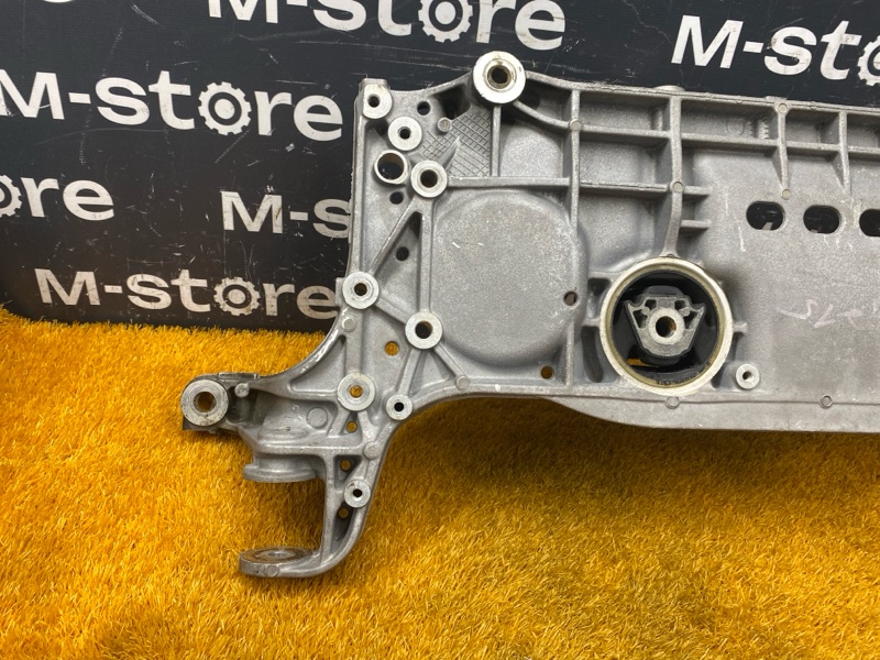 Балка поперечная (подрамник), 4000 рублей, Красноярск