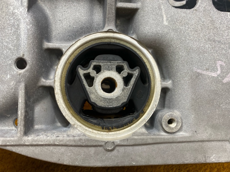 Балка поперечная (подрамник), 4000 рублей, Красноярск