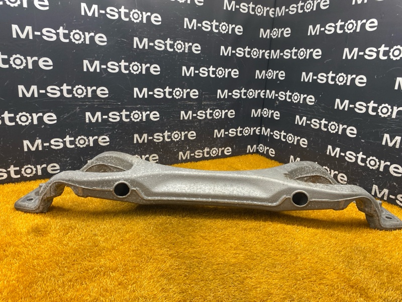 Балка поперечная (подрамник), 700 рублей, Красноярск