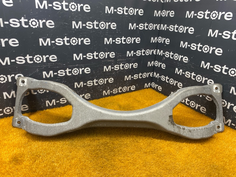 Балка поперечная (подрамник), 700 рублей, Красноярск