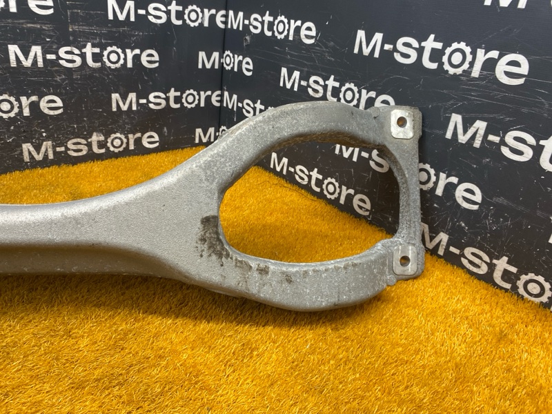 Балка поперечная (подрамник), 700 рублей, Красноярск