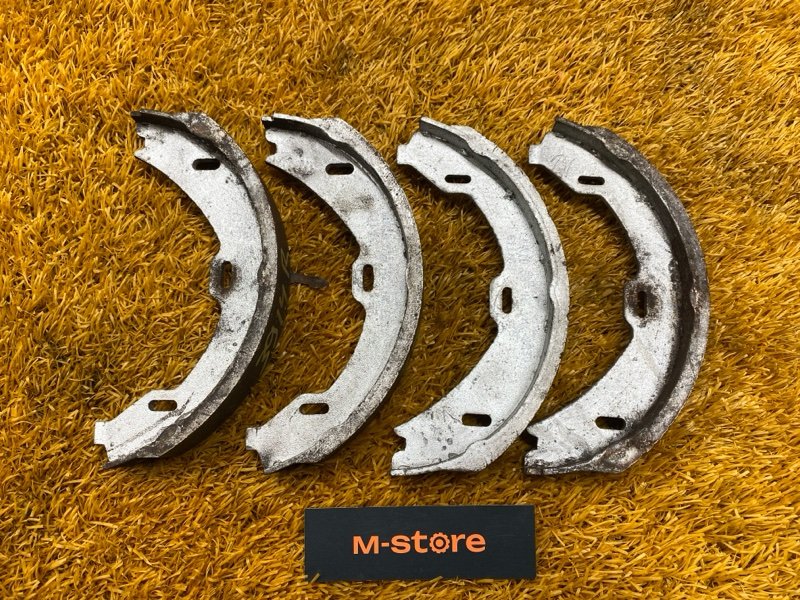 Колодки ручника, 1000 рублей, Красноярск