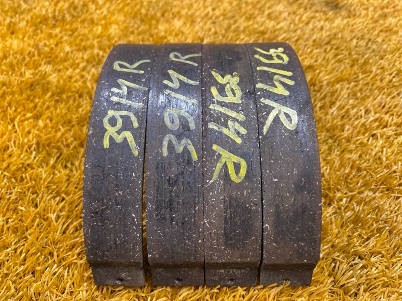 Колодки ручника, 1000 рублей, Красноярск