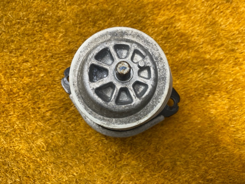 подушка двигателя, 2500 рублей, Красноярск