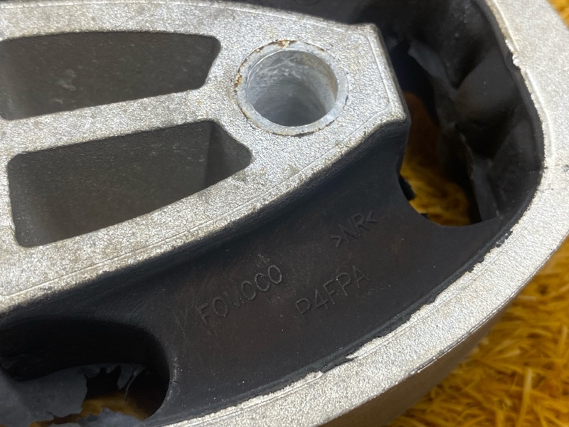 подушка двигателя, 1000 рублей, Красноярск