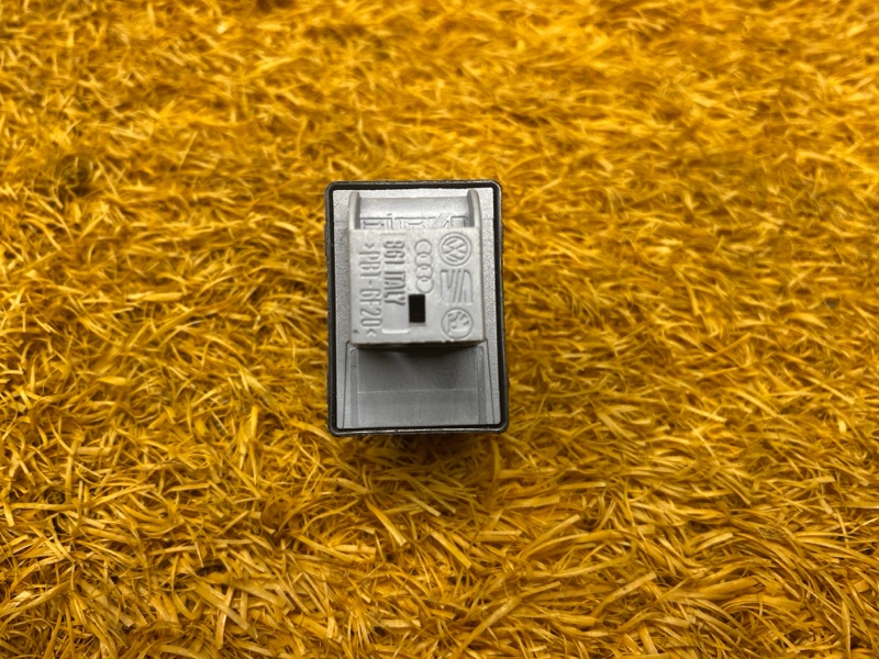 кнопка стеклоподъемника, 550 рублей, Красноярск