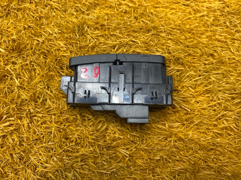 Кнопка центрального замка, 300 рублей, Красноярск