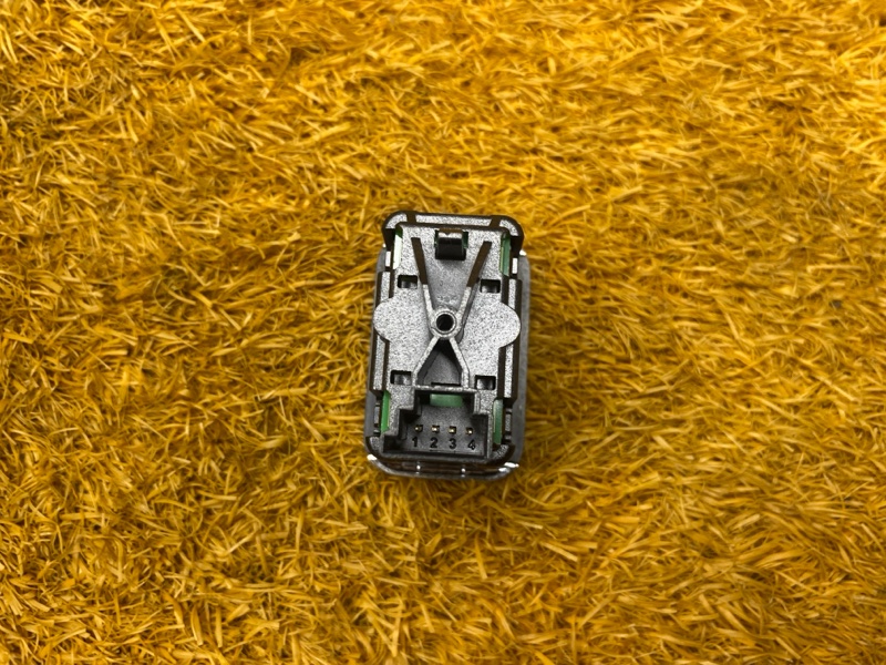 кнопка стеклоподъемника, 300 рублей, Красноярск