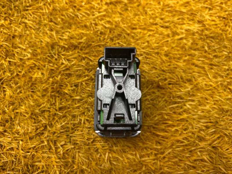 кнопка стеклоподъемника, 300 рублей, Красноярск