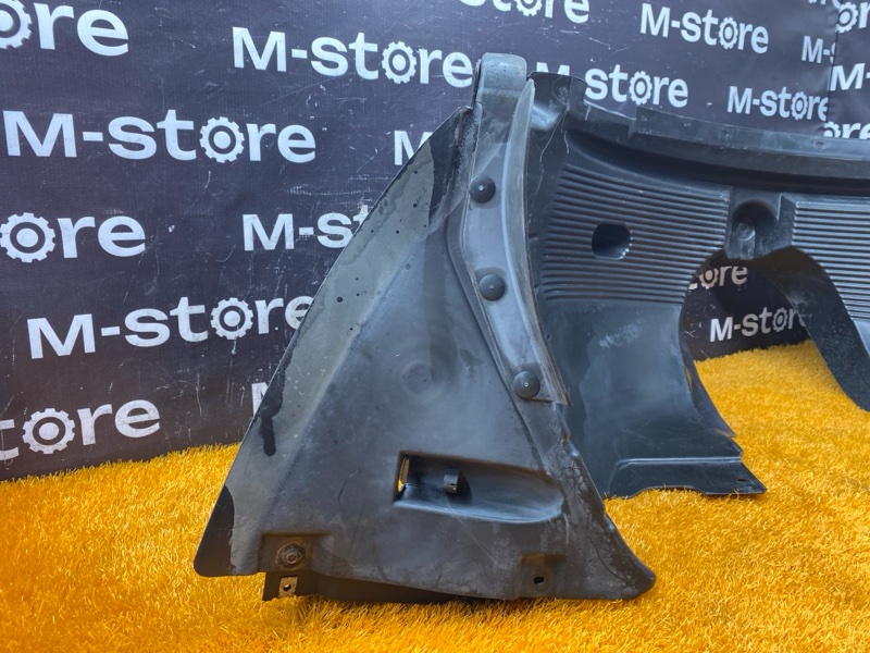 подкрылок, 3000 рублей, Красноярск