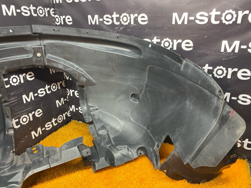 подкрылок, 6000 рублей, Красноярск