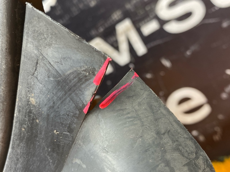 подкрылок, 6000 рублей, Красноярск