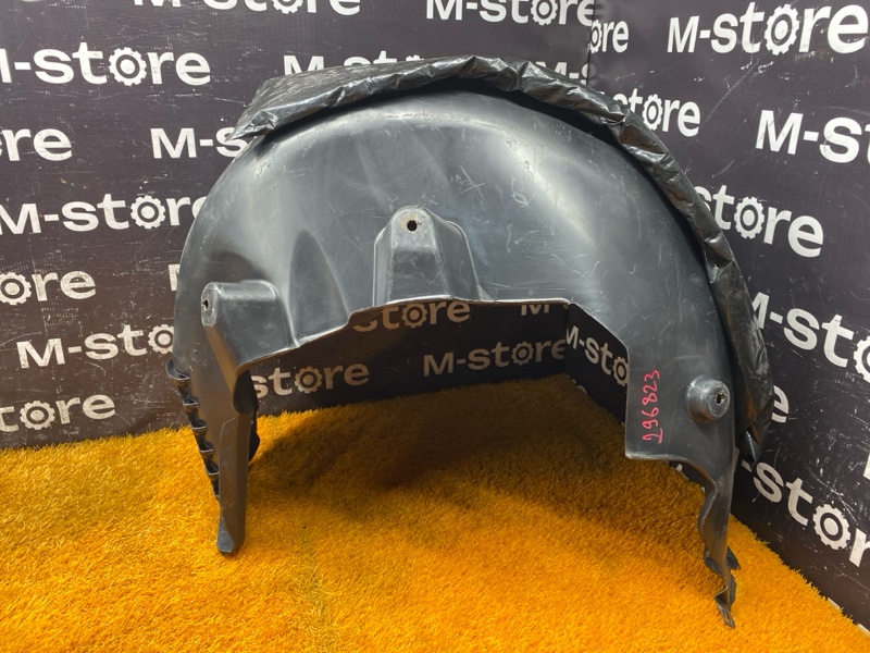 подкрылок, 4000 рублей, Красноярск