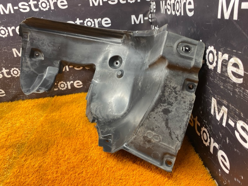 подкрылок, 500 рублей, Красноярск