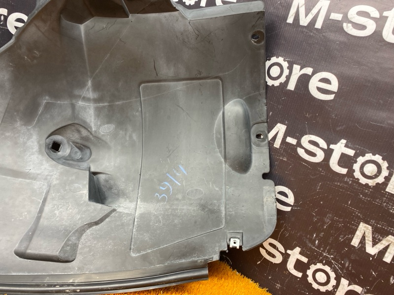 подкрылок, 700 рублей, Красноярск