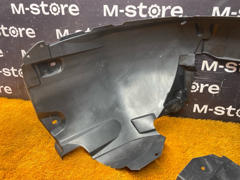 подкрылок, 8000 рублей, Красноярск