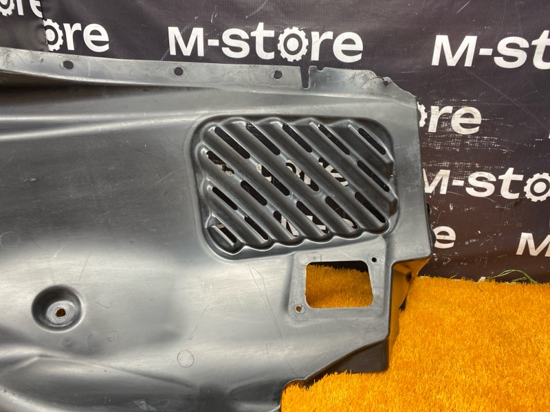 подкрылок, 5000 рублей, Красноярск