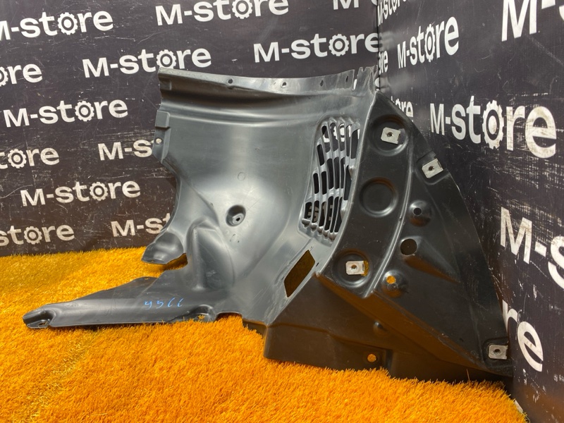 подкрылок, 5000 рублей, Красноярск