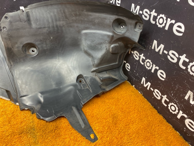 подкрылок, 1500 рублей, Красноярск