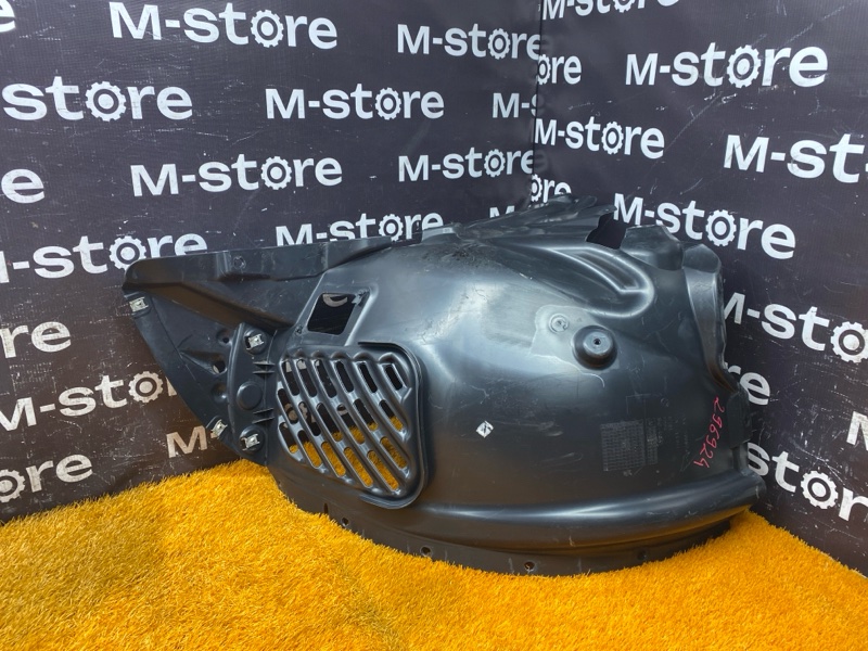 подкрылок, 5000 рублей, Красноярск