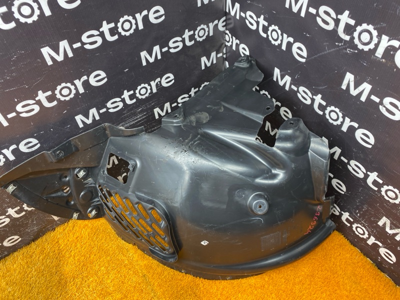 подкрылок, 5000 рублей, Красноярск