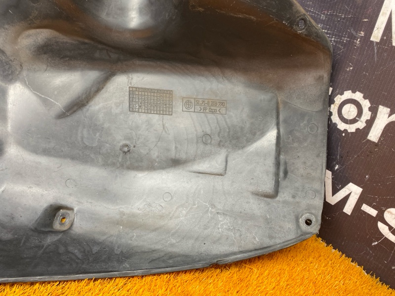 подкрылок, 800 рублей, Красноярск