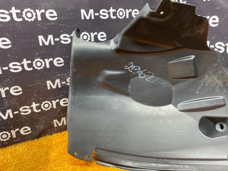 подкрылок, 1200 рублей, Красноярск