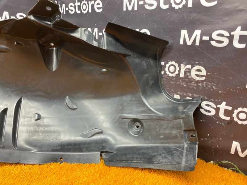 подкрылок, 4000 рублей, Красноярск