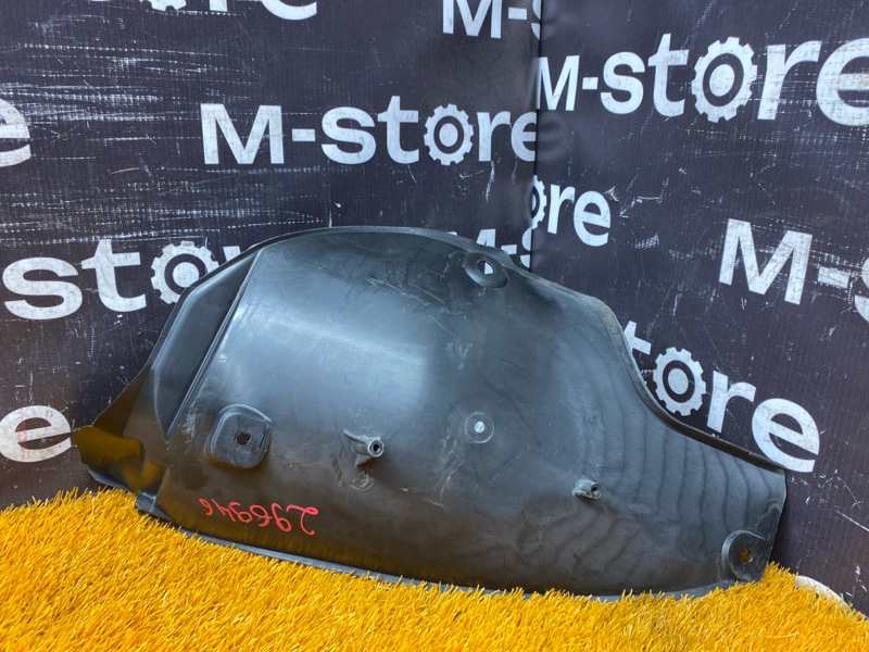 подкрылок, 1200 рублей, Красноярск