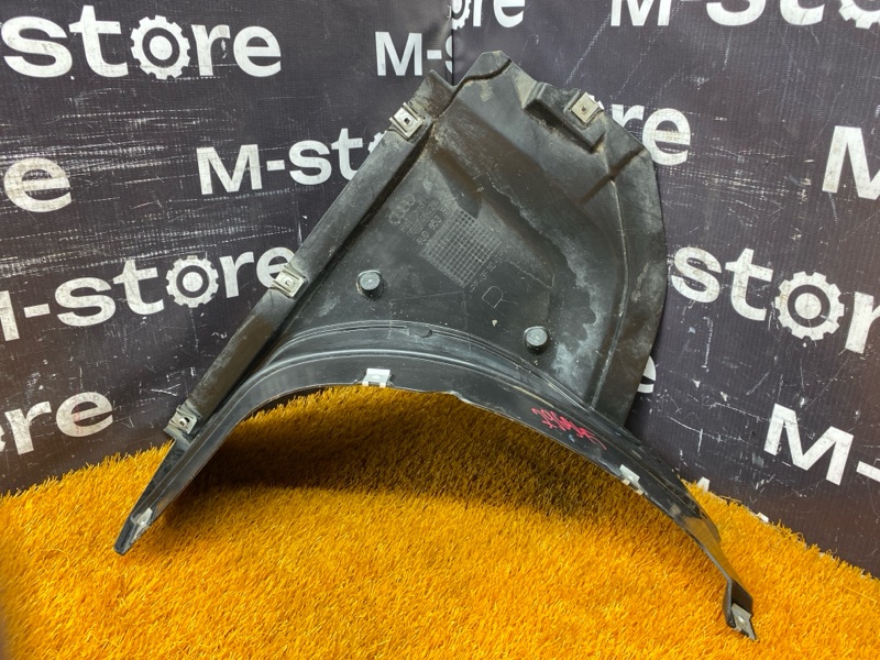 подкрылок, 4000 рублей, Красноярск