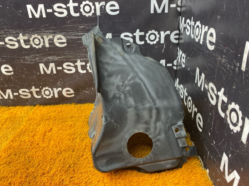 подкрылок, 3000 рублей, Красноярск