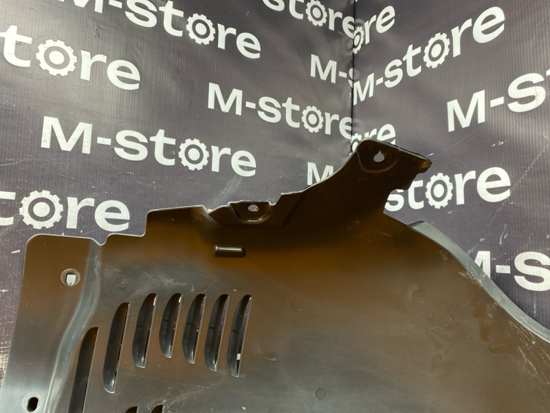 подкрылок, 4000 рублей, Красноярск