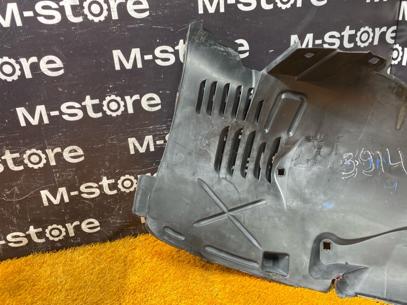 подкрылок, 1500 рублей, Красноярск